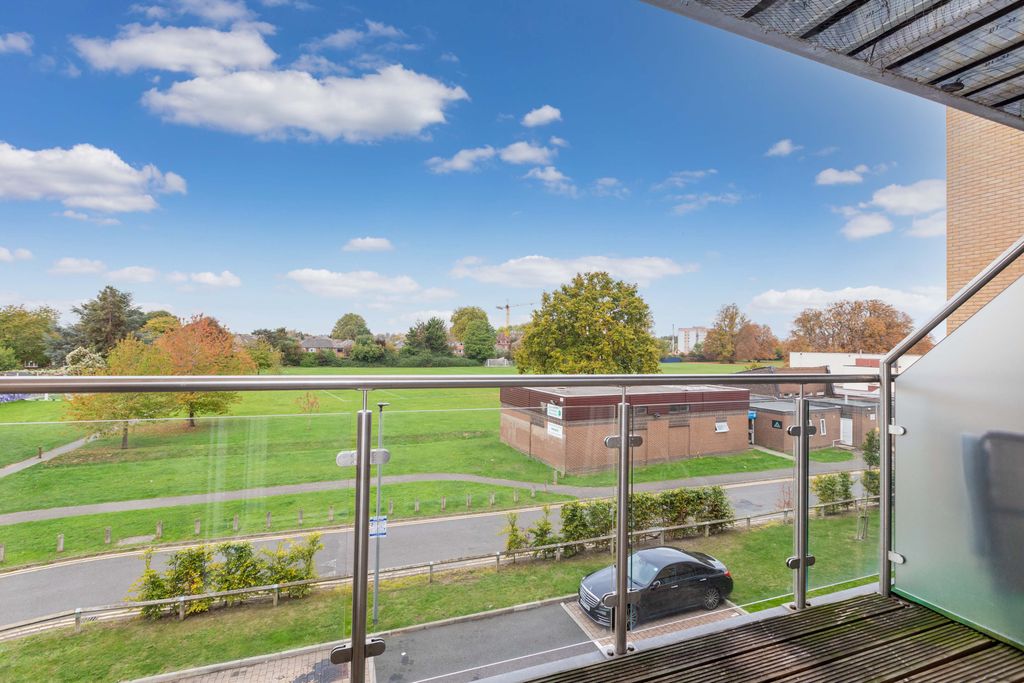 Property photo 3 of 15