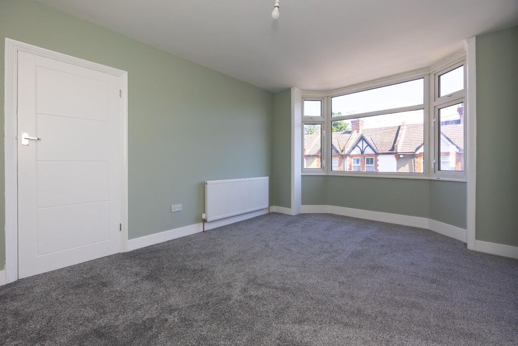 Property photo 2 of 19 Sjp-17.Jpg