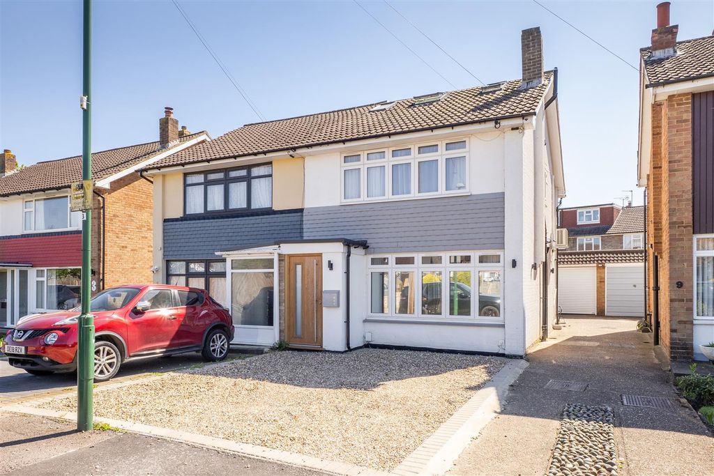 Property photo 1 of 18 Cg_Ext-003.Jpg