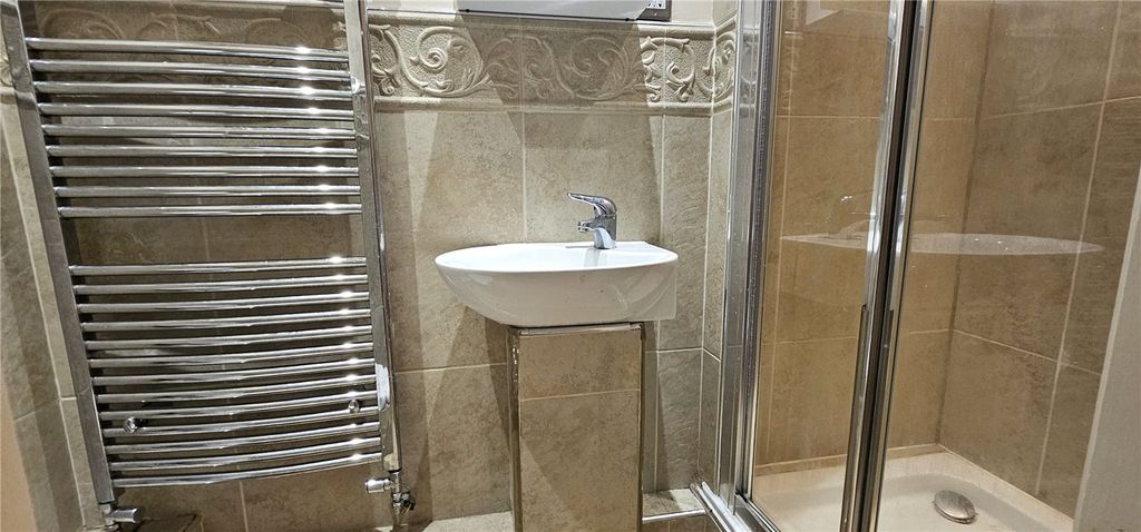 Additional image 8 of 2 bed flat for saleWinckley Square, Preston, Lancashire PR1