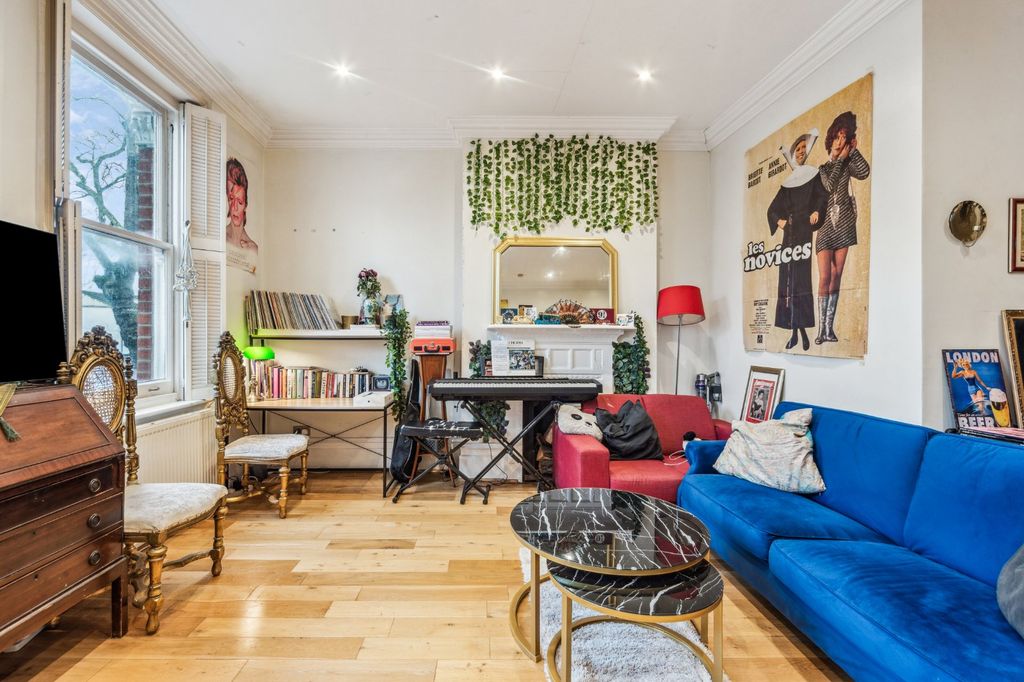 Property photo 3 of 16