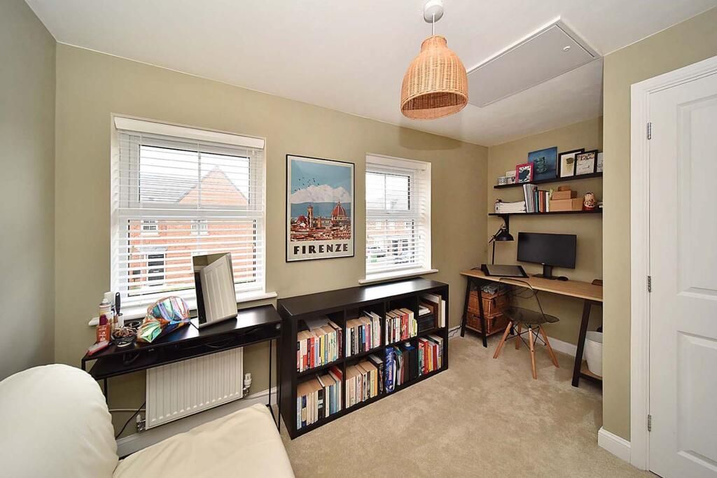 Property photo 1 of 3