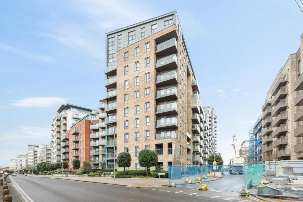 Property photo 1 of 20