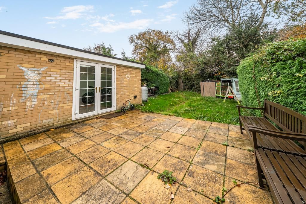 Property photo 3 of 21 Garden