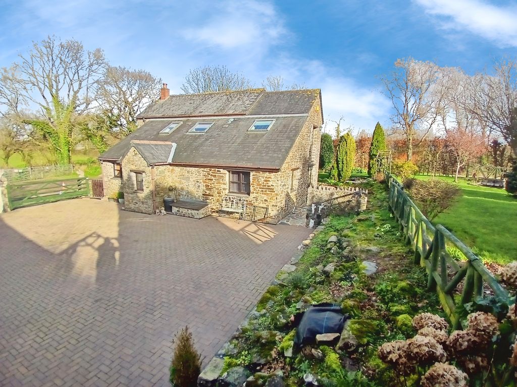 Property photo 1 of 37