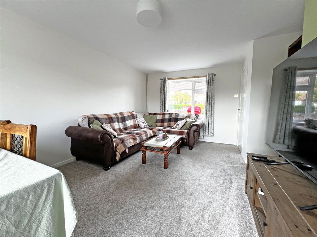 Property photo 2 of 16 Picture No. 08