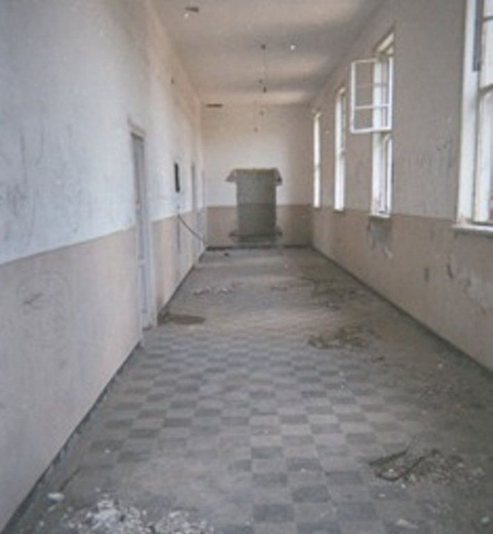 Property photo 2 of 7