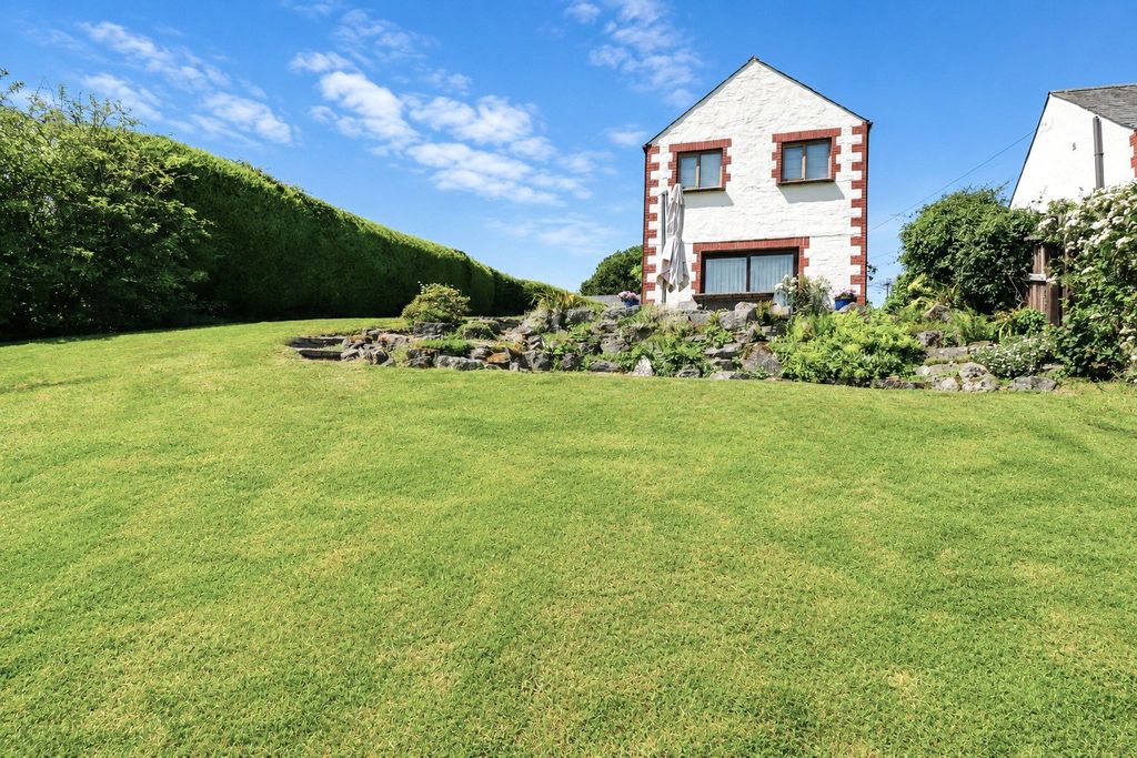 Property photo 1 of 12 1 - Picture No. 19