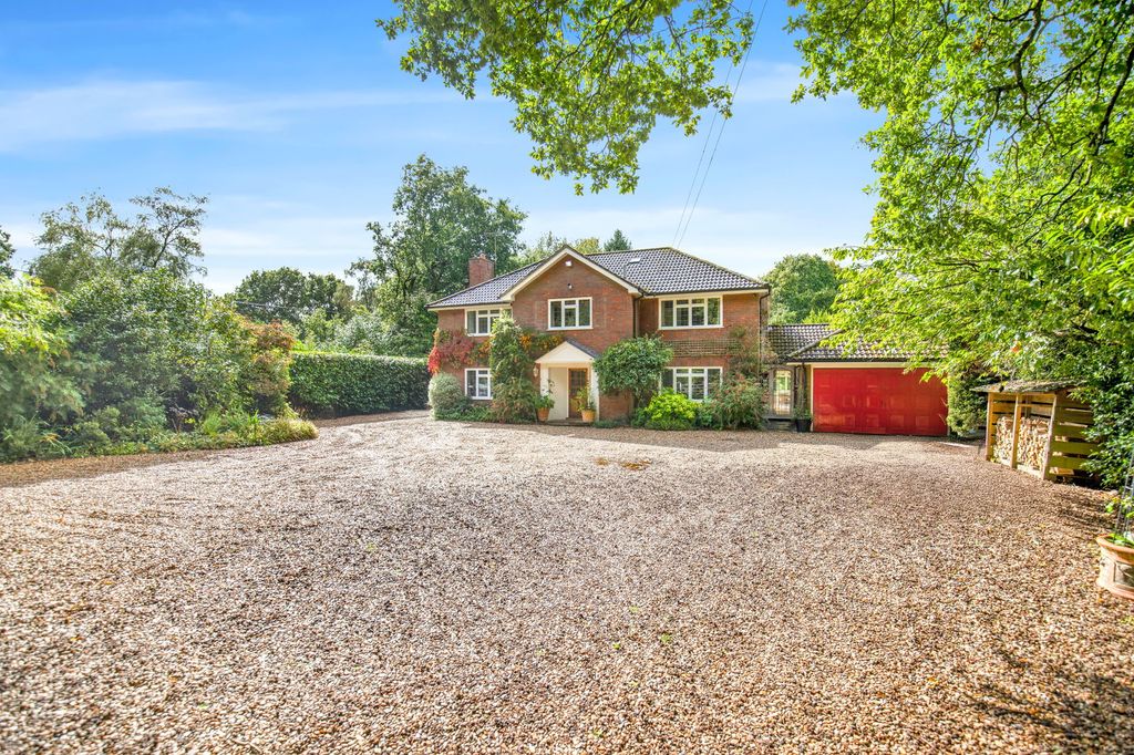 Property photo 1 of 39