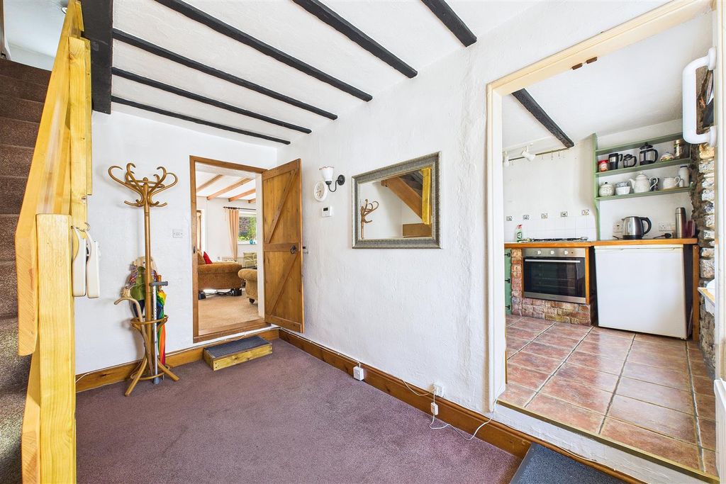 Property photo 3 of 16