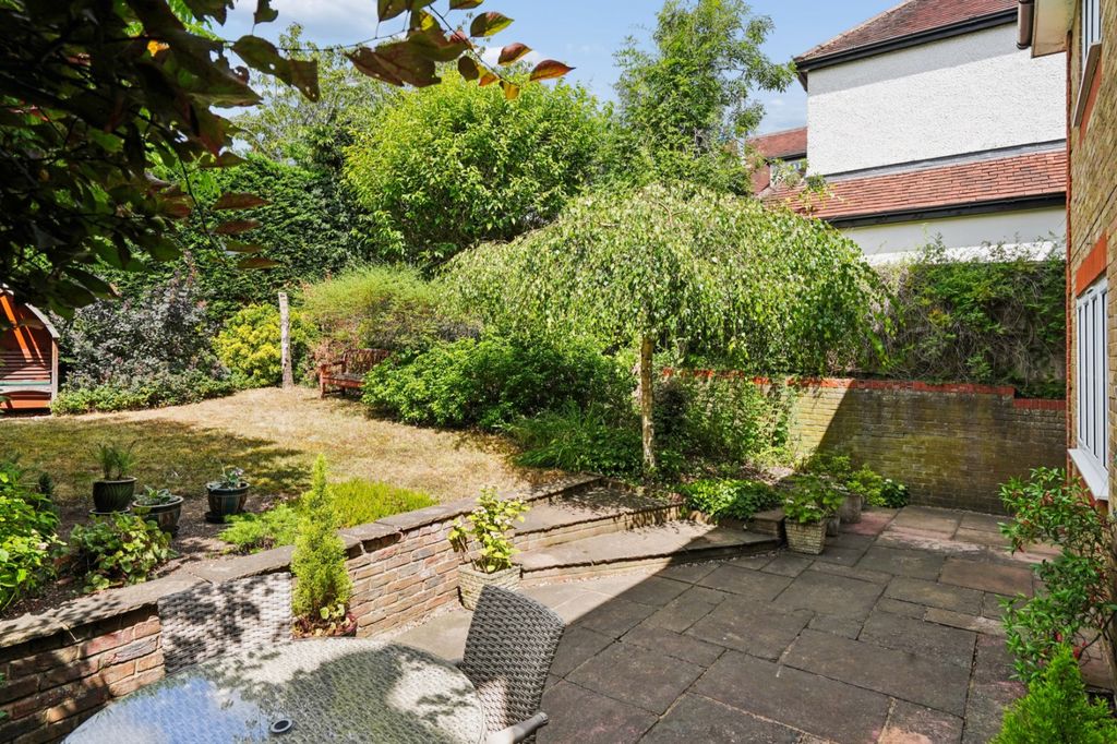 Property photo 2 of 22 Rear Garden