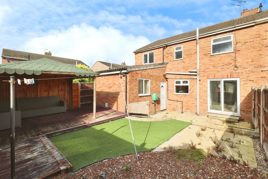 Property photo 2 of 18