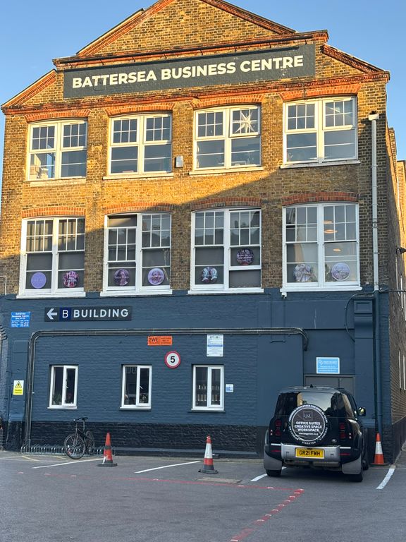 Property photo 1 of 12 Front Of Building