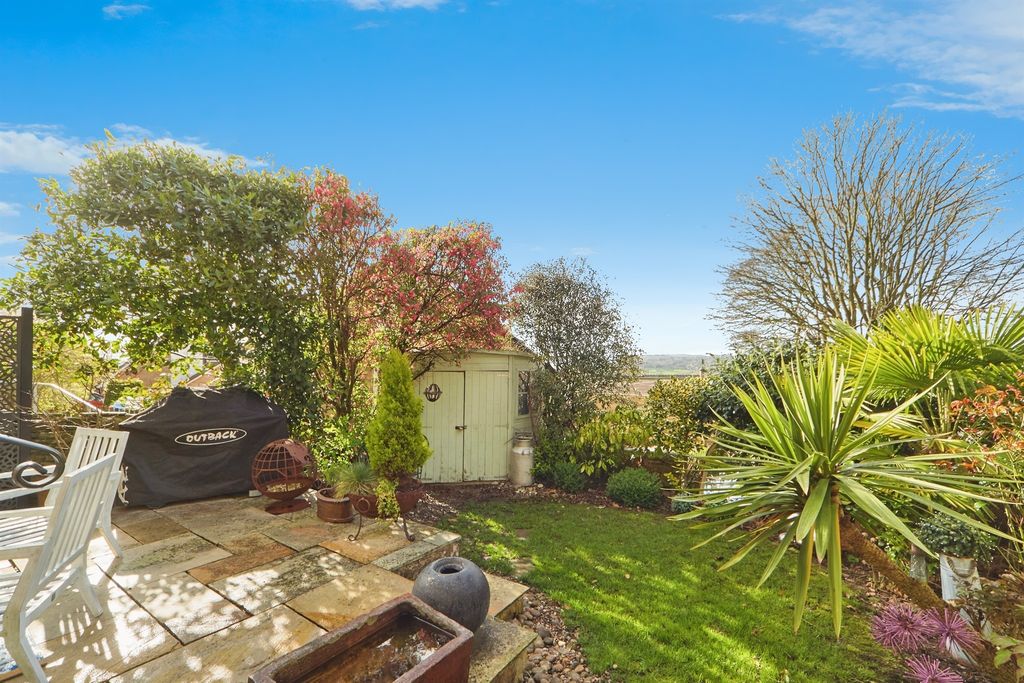 Property photo 3 of 14