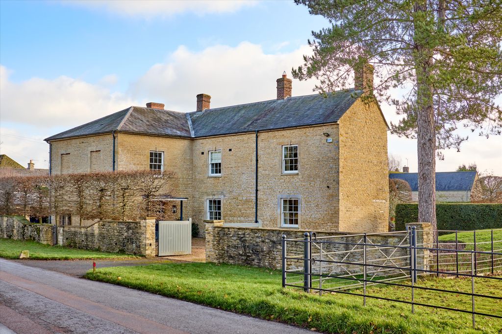 Property photo 2 of 20 Image