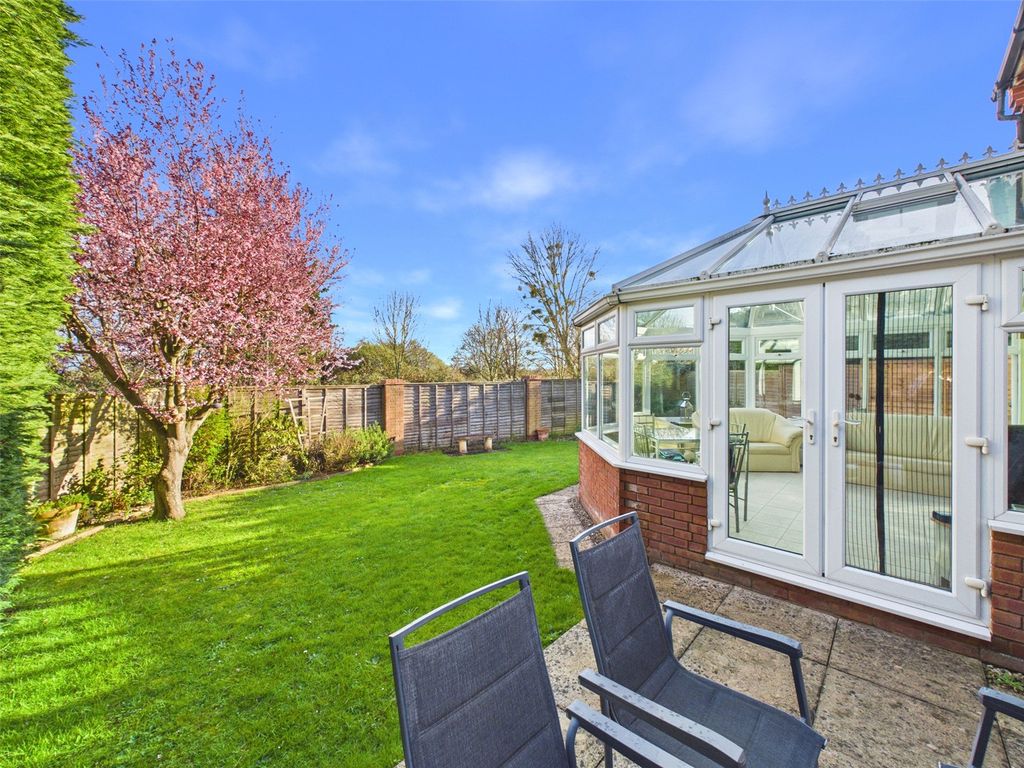 Property photo 2 of 19 Picture No. 06