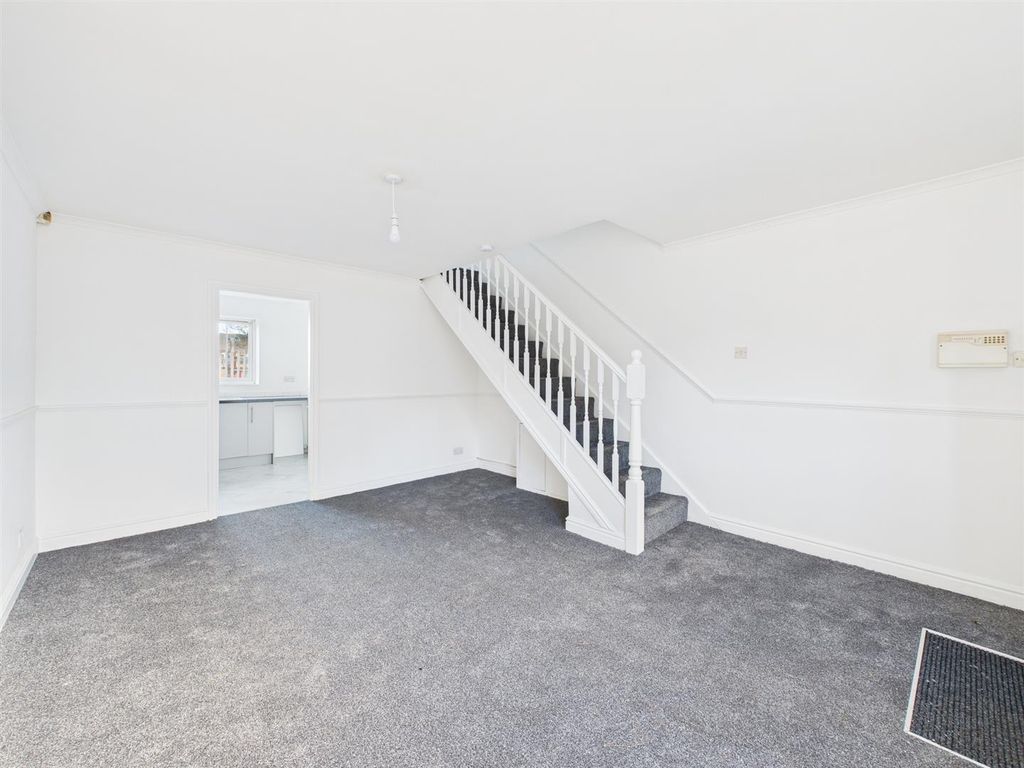 Property photo 3 of 23 Cam03844G0-Pr0369-Still002.Jpg