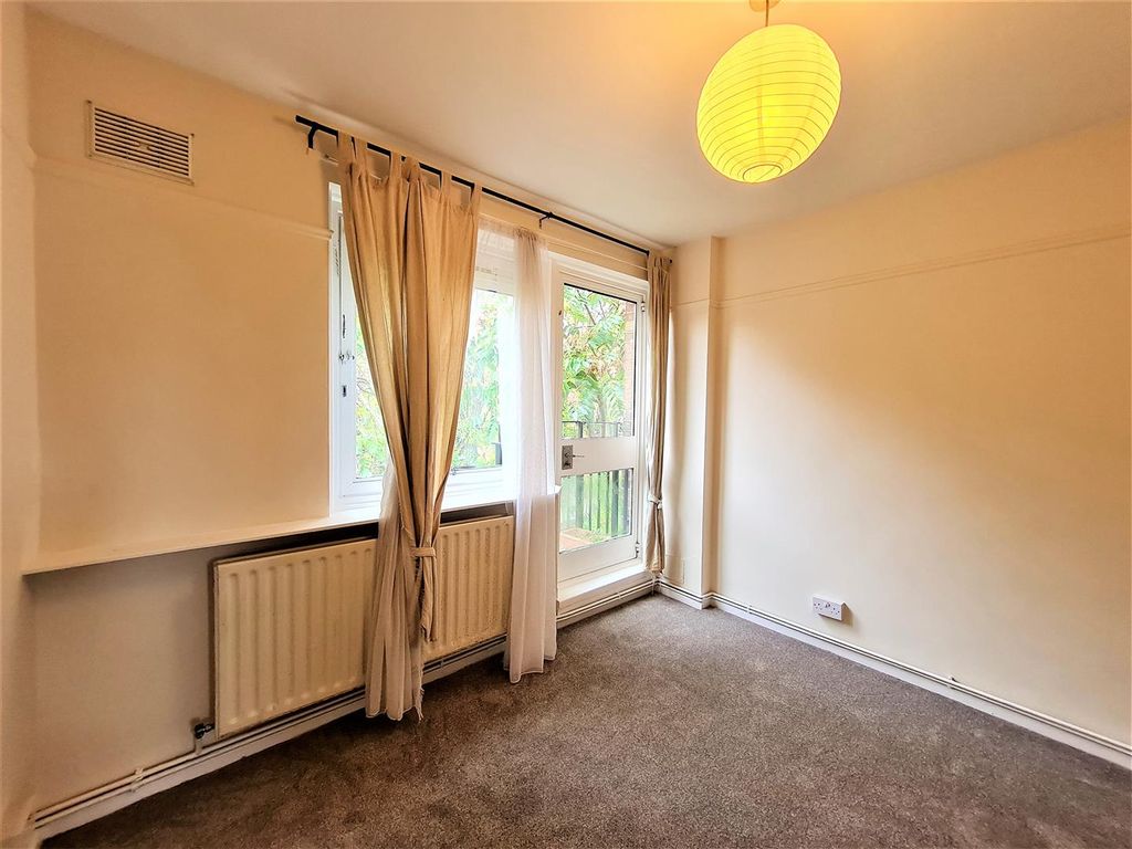 Property photo 3 of 8 Reception, Sheepcote Lane, Battersea