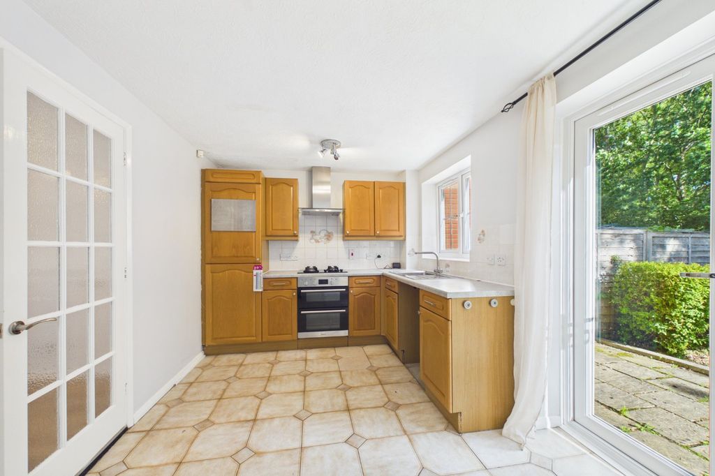 Property photo 3 of 14 Picture No. 24
