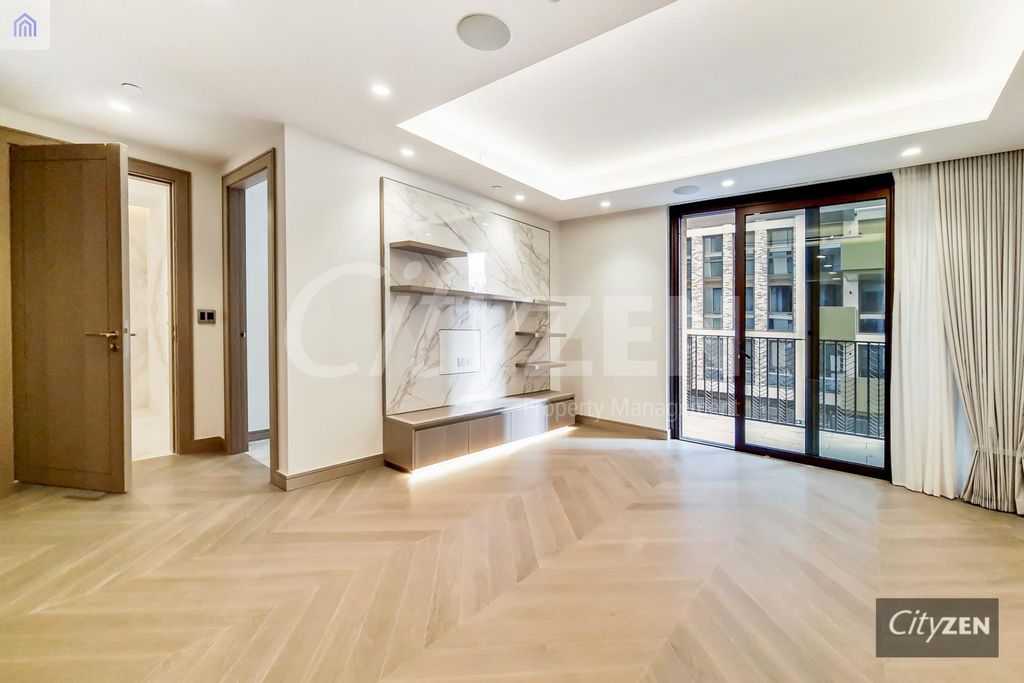 Property photo 1 of 14 Reception Room