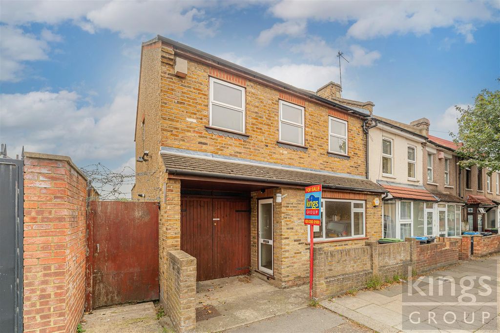 Property photo 1 of 12