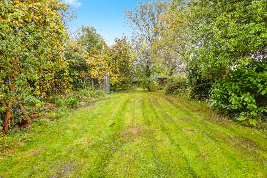 Property photo 3 of 17 Photography