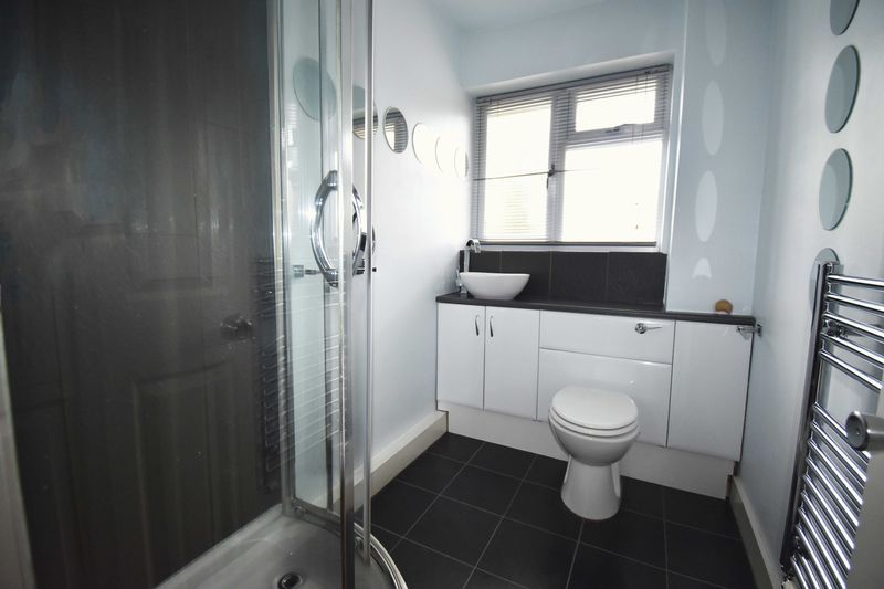 Property photo 3 of 8 Photo 3