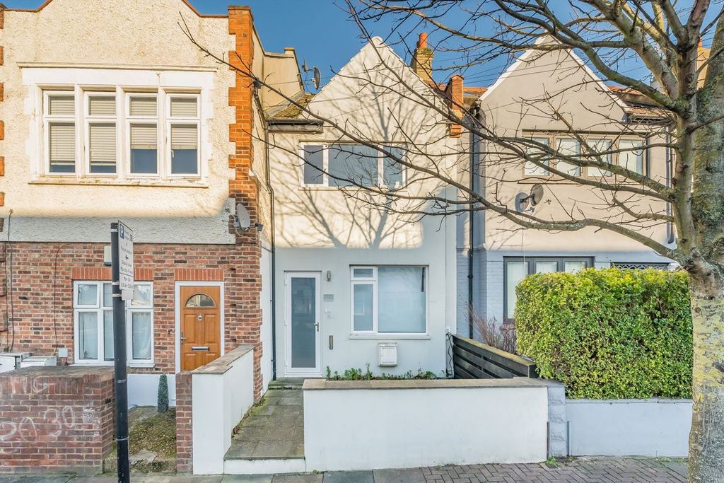 Property photo 1 of 6