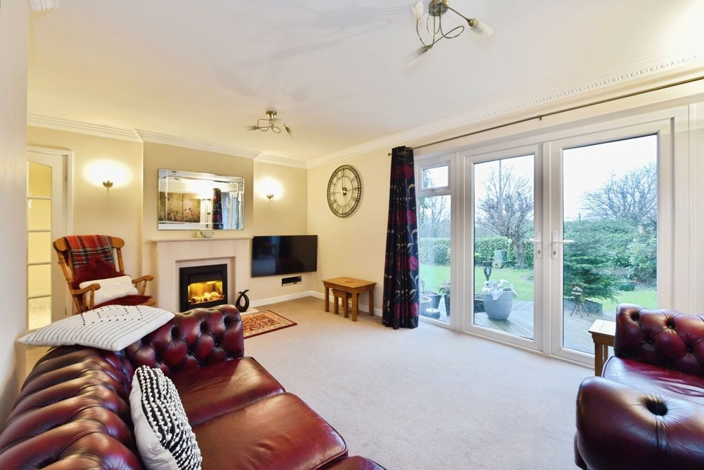 Property photo 3 of 22 Pbox-Img.Jpg