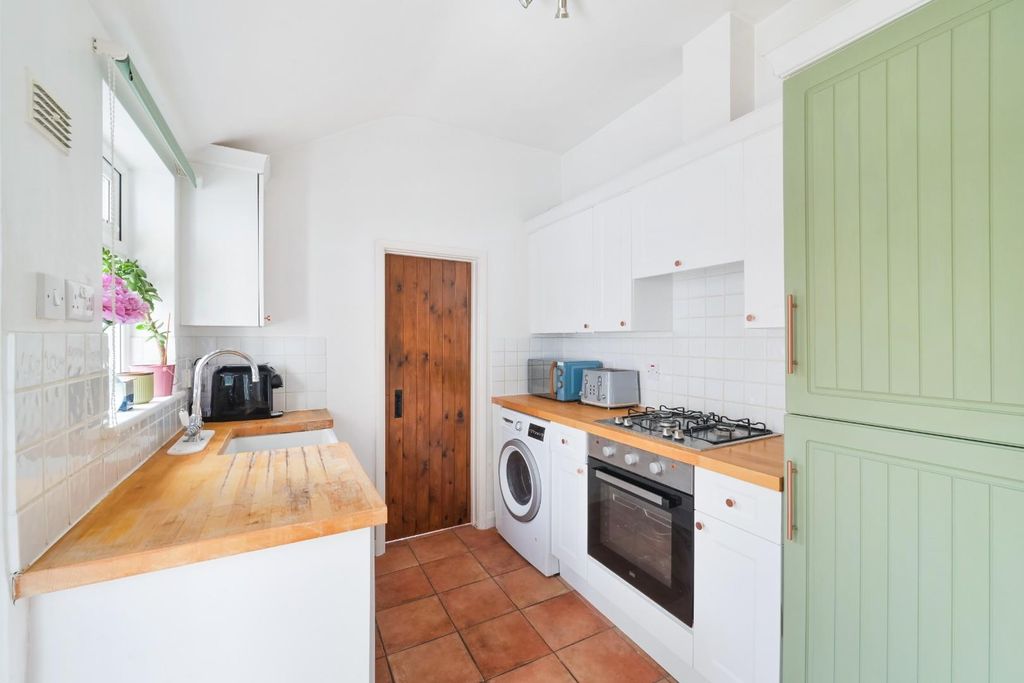 Property photo 3 of 14 Portland Place