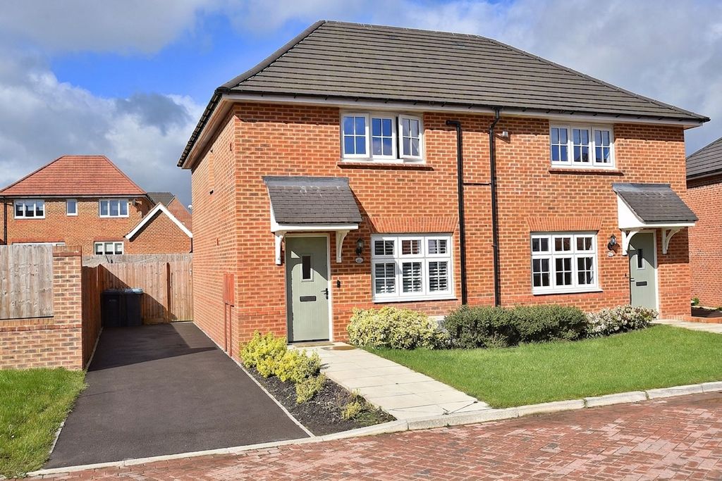 Property photo 1 of 20