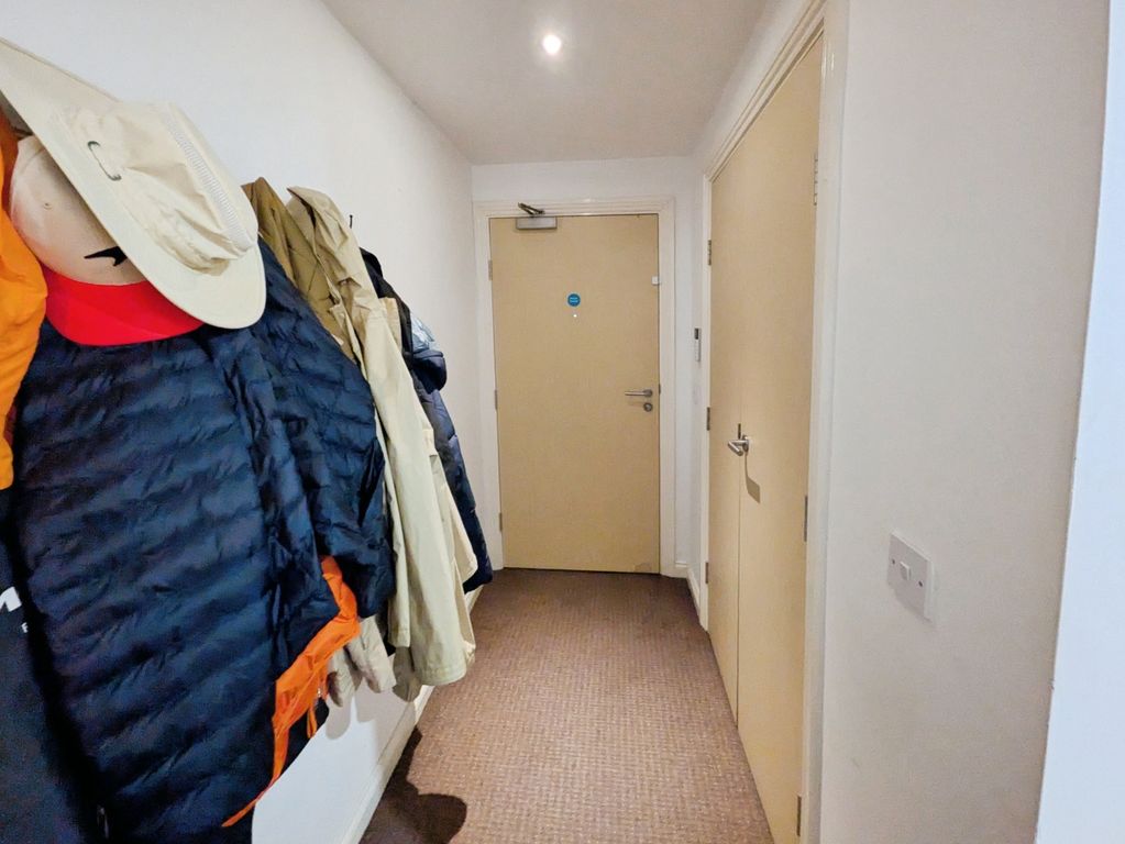 Property photo 2 of 13 927c89c6-Pxl_20260710_110058529