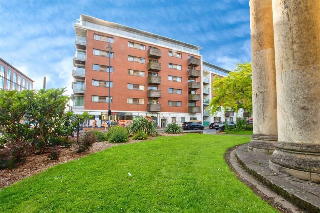 Property photo 1 of 10