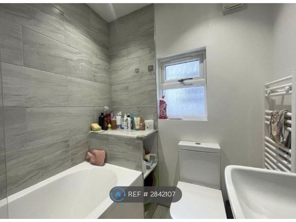 Property photo 3 of 3