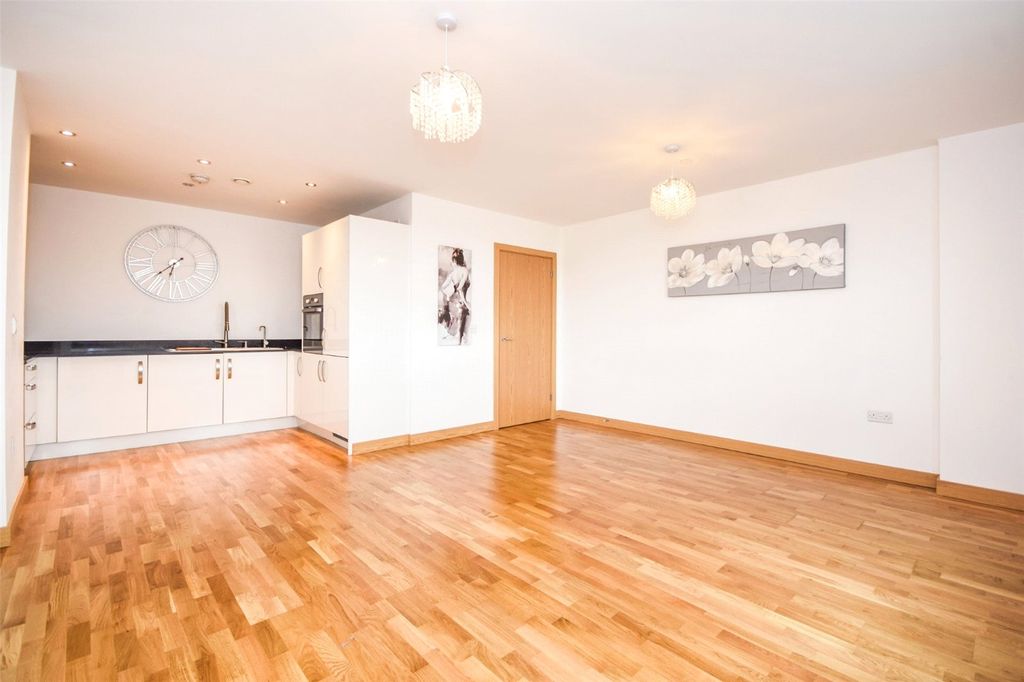Property photo 2 of 14 Open Plan Living