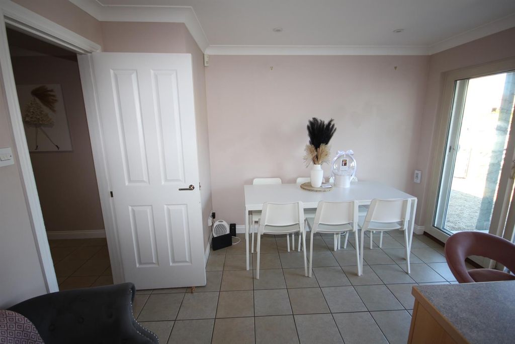 Property photo 3 of 17 Img_0596.Jpg
