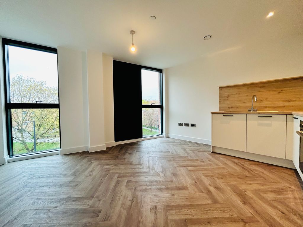 Property photo 1 of 4 Kitchen