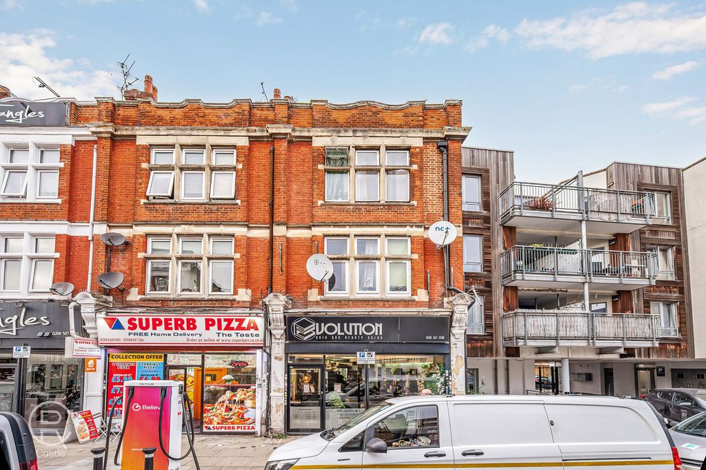 Property photo 1 of 8