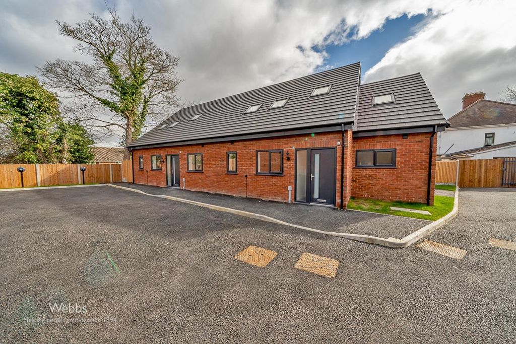 Property photo 2 of 34 Â© Webbs Estate Agents Â© (1 Of 105).Jpg
