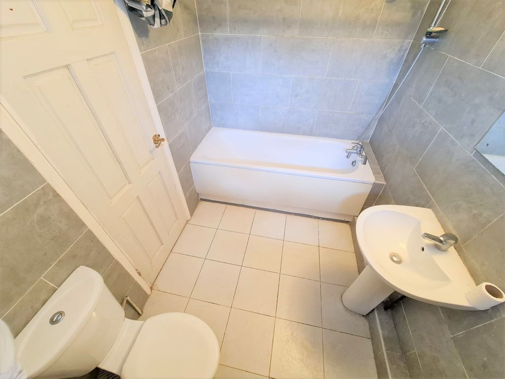 Property photo 3 of 13 Whatsapp Image 2022-08-30 At 2.00.51 Pm (2).Jpeg