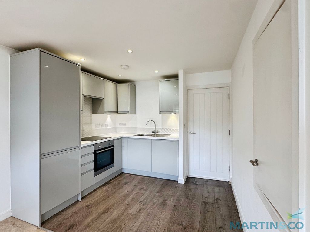 Property photo 3 of 8 01091E32--4346-810A-06Ff60BA0Fcd-21526-00000Bd2C79