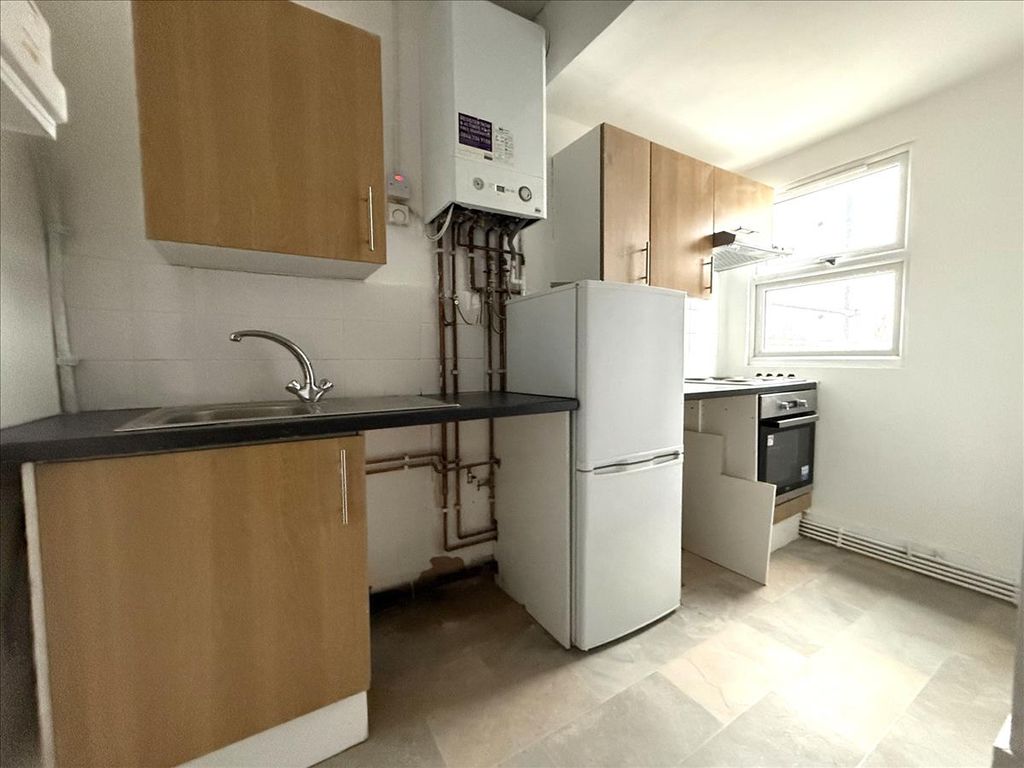 Property photo 2 of 5