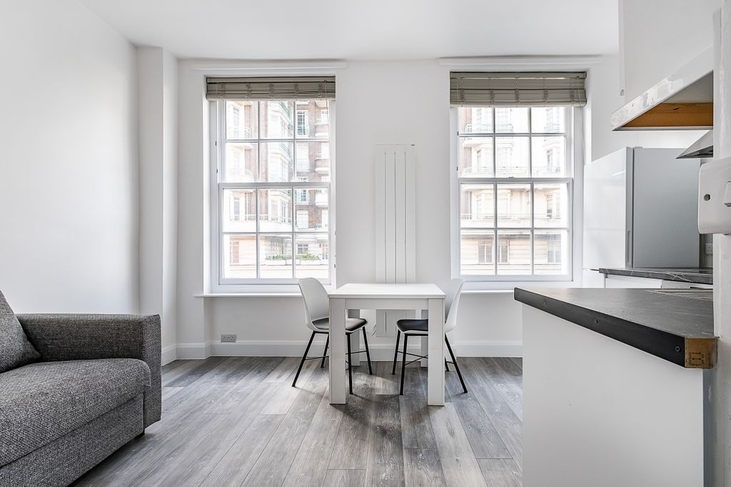 Property photo 2 of 9 Reception