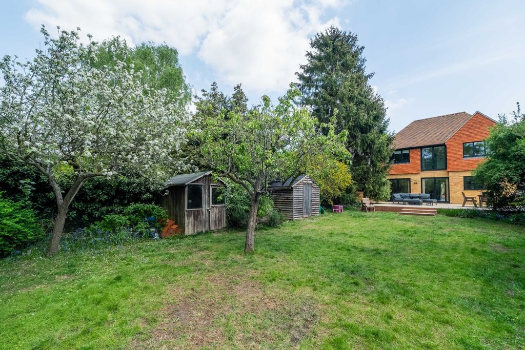 Additional image 23 of 4 bed flat to rentElmstead Glade, Chislehurst BR7