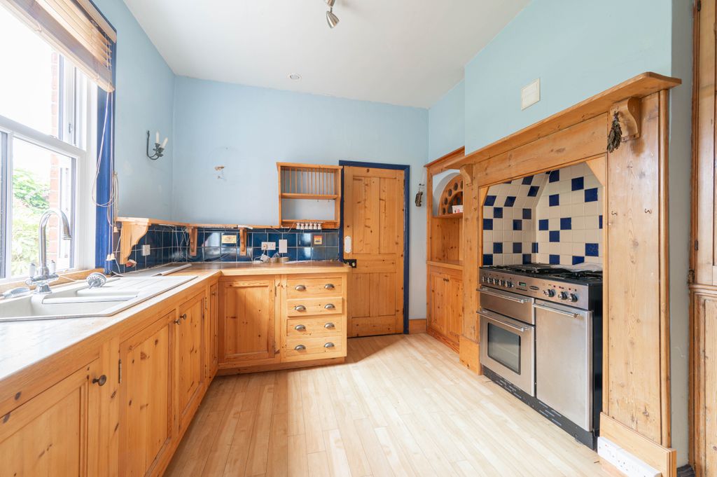 Property photo 2 of 16 Dsc_1609-Hdr