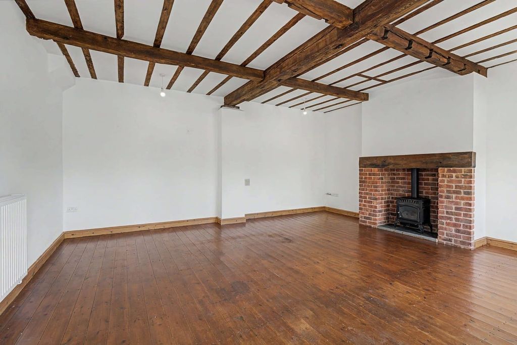Property photo 1 of 43