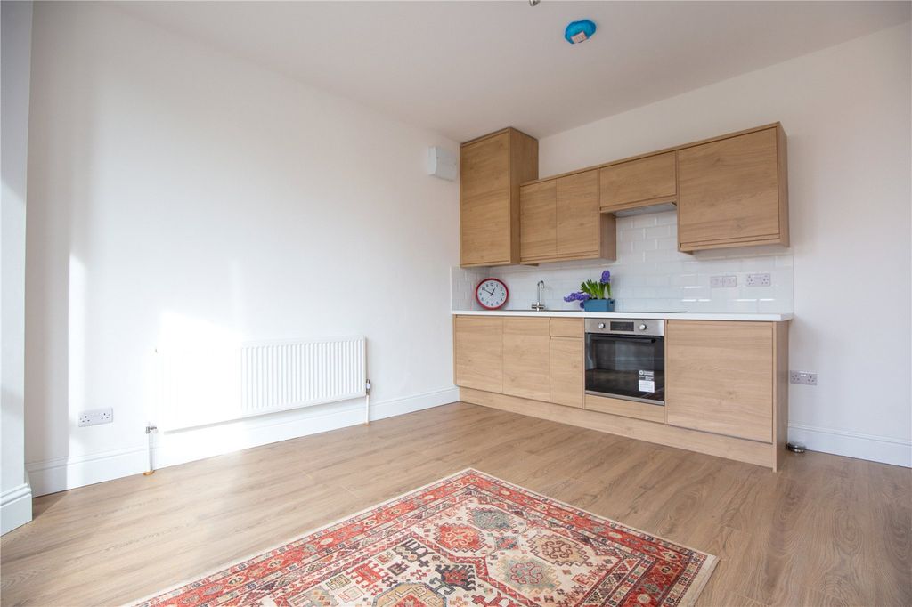 Property photo 3 of 13 Picture No. 04