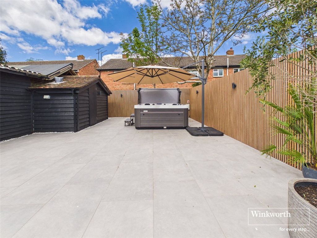 Property photo 2 of 35 Picture No. 52