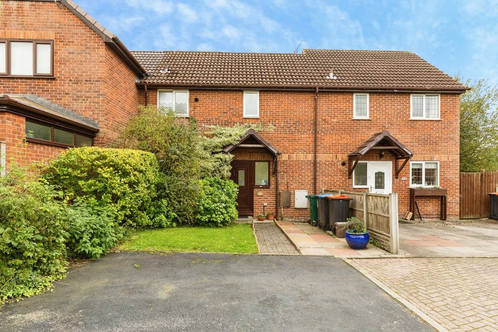 Property photo 1 of 16 Pbox-Img.Jpg