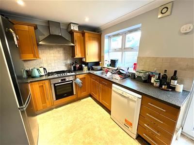 Property photo 2 of 8 Botx0Tkw_Uik5E8Kipdmsg.Jpg